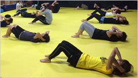 �y���f�B�[�X�N���X�z�@�t�B�b�g�l�X